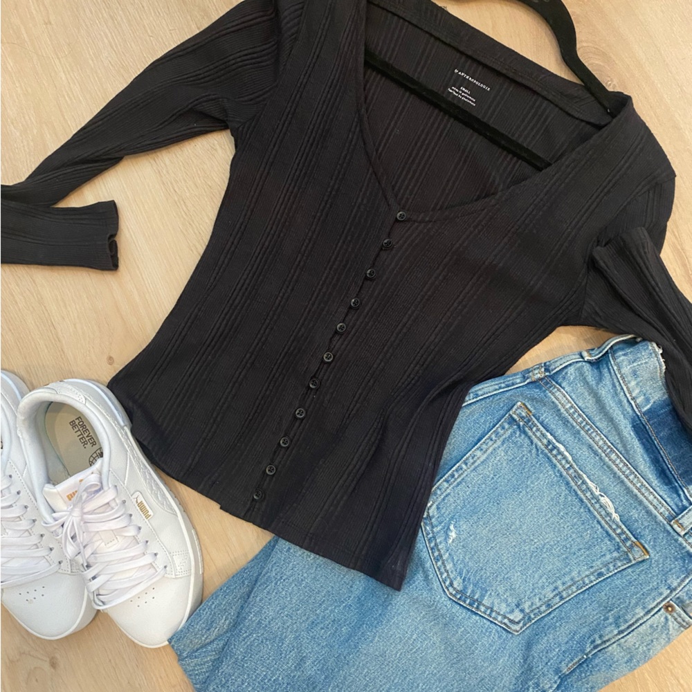 Anthropologie button down ribbed cardigan